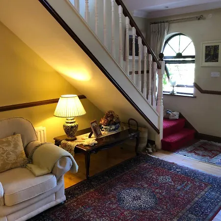 Dunaree Bed & Breakfast 4*