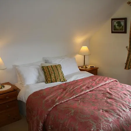 Dunaree Bed & Breakfast 4*