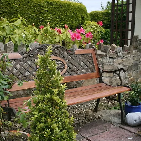 Dunaree Bed & Breakfast 4*
